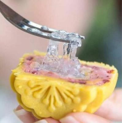 燕窝流心月饼2